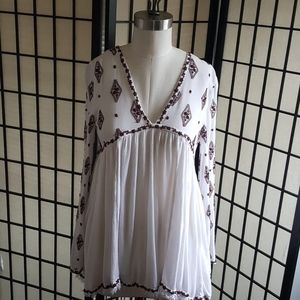Free People White Embroidered Tunic size Small